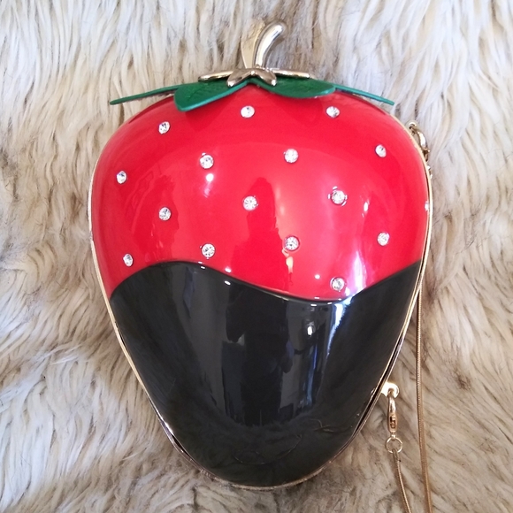 Handbags - Strawberry Chocolate Purse